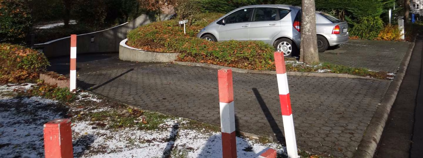 Zwangsversteigerung in Coburg – Nord-Ost-Ansicht der Wohnhäuser B und C
