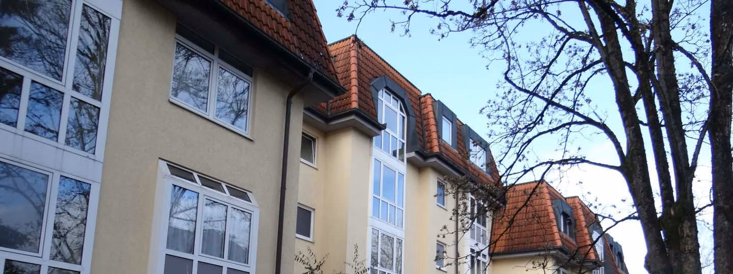 Zwangsversteigerung in Coburg – Süd-West-Ansicht der Eigentumswohnung Nr. 2