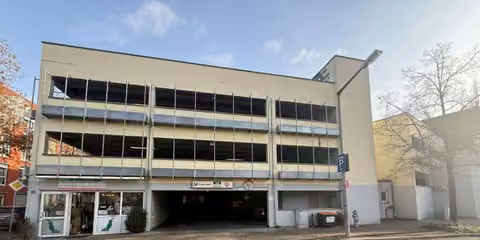 Zwangsversteigerung Stellplatz/Garage in Stein – Außenansicht des Garagengebäudes am Feuerweg in Stein