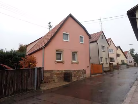 Zwangsversteigerung Einfamilienhaus in Hofheim, Rgheim – Vorderansicht des Wohnhauses Pfalzgasse 10