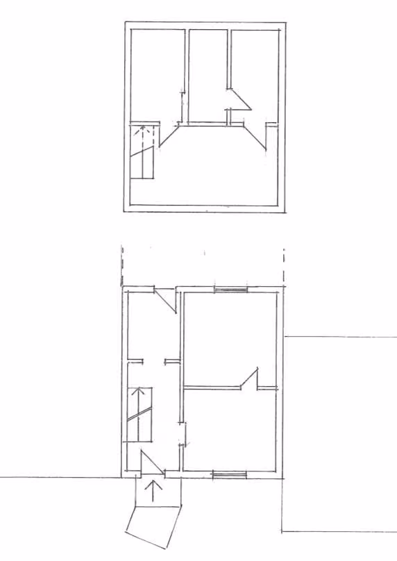 Zwangsversteigerung Reihenhaus in Salzgitter, Bad – Grundrissskizzen des Keller- und Erdgeschosses.