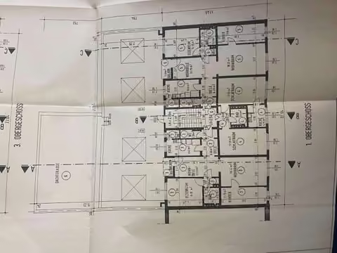 Zwangsversteigerung Eigentumswohnung in Duisburg, Marxloh – Grundriss Aufteilungsplan des 1. Obergeschosses mit Sondereigentum Nr. 5.