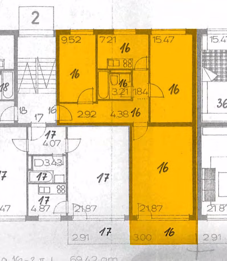 Zwangsversteigerung Eigentumswohnung in Hannover, Wettbergen – Grundriss des 2. Obergeschosses mit farbiger Markierung von Wohnung Nr. 16.