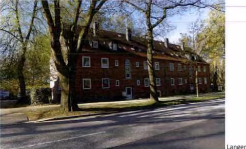 Zwangsversteigerung Mehrfamilienhaus in Itzehoe – Straßenansicht Langer Peter 52-54 von Nord-Ost.