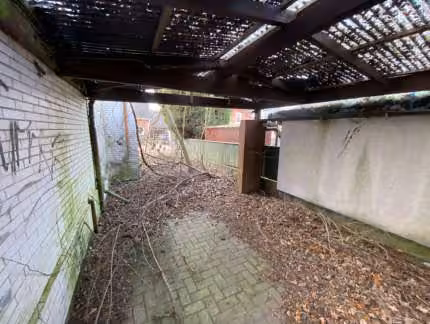 Zwangsversteigerung Gewerbe in Scharbeutz, Pönitz – Südansicht des rückwärtigen Hinterhauses.