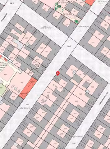 Zwangsversteigerung Büro in Berlin, Prenzlauer Berg – Liegenschaftskarte mit markiertem Flurstück 197 an der Lychener Straße.