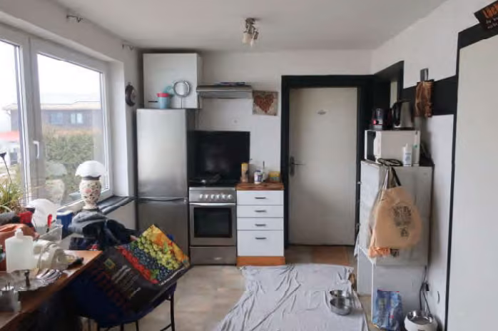Zwangsversteigerung Einfamilienhaus in Schackendorf – Küche im ausgebauten Dachgeschoss.