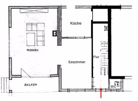 Zwangsversteigerung Einfamilienhaus in Neuenrade, Blintrop – Grundriss des Erdgeschosses mit Wohnbereich, Küche, Esszimmer und WC.