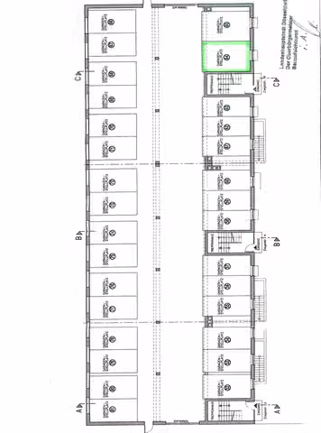Zwangsversteigerung Eigentumswohnung in Düsseldorf, Unterrath – Grundriss des Garagengeschosses mit markiertem Stellplatz Nr. 64.