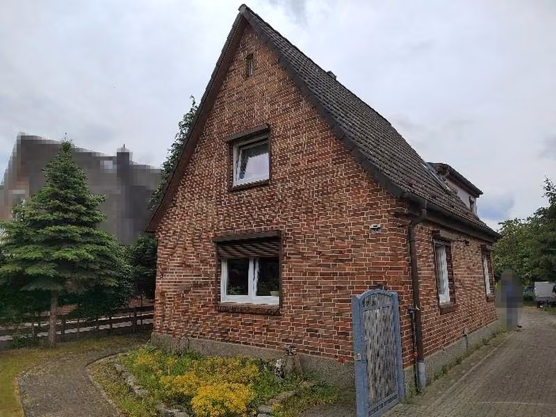 Zwangsversteigerung Einfamilienhaus in Neustadt-Glewe – Ansicht des Gartenland-Flurstücks 204/2.