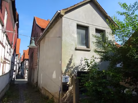 Zwangsversteigerung Wohn-/Geschäftshaus in Northeim – Südgiebel des Anbaus im Innenhof