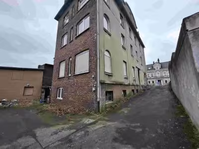 Zwangsversteigerung Wohn-/Geschäftshaus in Velbert, Langenberg – Straßenansicht des Wohn- und Geschäftshauses an der Bonsfelder Straße