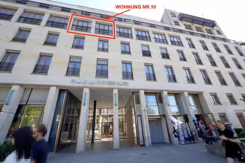 Zwangsversteigerung Eigentumswohnung in Berlin, Mitte – Außenansicht des Gebäudes an der Ebertstraße mit Kennzeichnung der Wohnung Nr. 10.