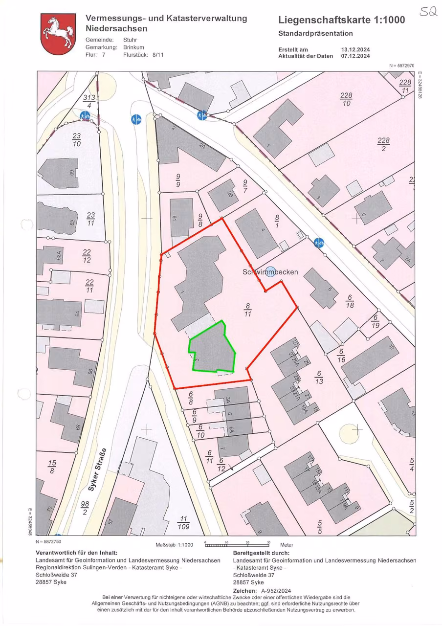 Zwangsversteigerung Eigentumswohnung in Stuhr, Brinkum – Flurkarte der Liegenschaft mit Grundstücksgrenzen und Gebäudekennzeichnung.
