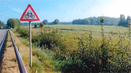 Zwangsversteigerung Landwirtschaft in Lauenburg – Blick von der Landstraße L 200 auf die Freifläche.