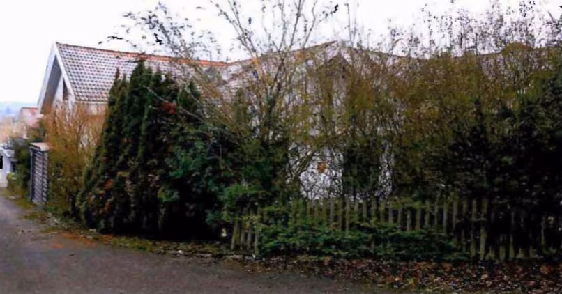 Zwangsversteigerung Einfamilienhaus in Abstatt – Südansicht des Bewertungsobjektes.
