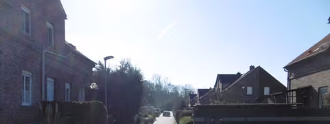 Zwangsversteigerung Einfamilienhaus in Herne, Röhlinghausen – Ansicht des verkehrsberuhigten Straßenumfelds Im Lakenbruch.