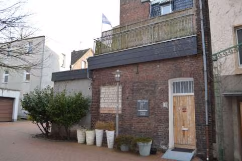 Zwangsversteigerung Wohn-/Geschäftshaus in Gladbeck, Stadtmitte – Großzügige Dachterrasse im rückwärtigen Gebäudebereich.