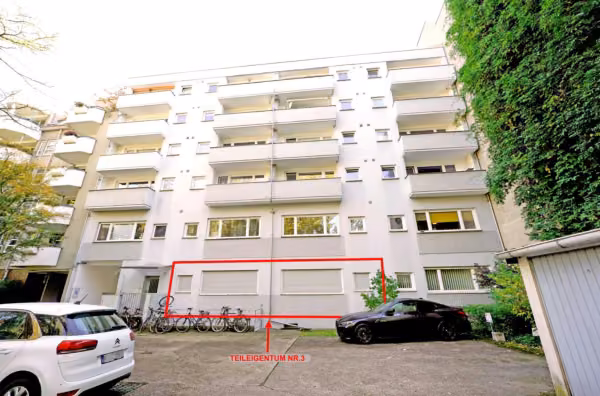 Zwangsversteigerung Büro in Berlin, Halensee – Rückwärtige Hofansicht mit Lage der Einheit im Hochparterre.