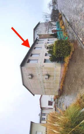 Zwangsversteigerung Gewerbe in Sassnitz – Straßenansichten des Wohnhauses Radvanstraße 2.